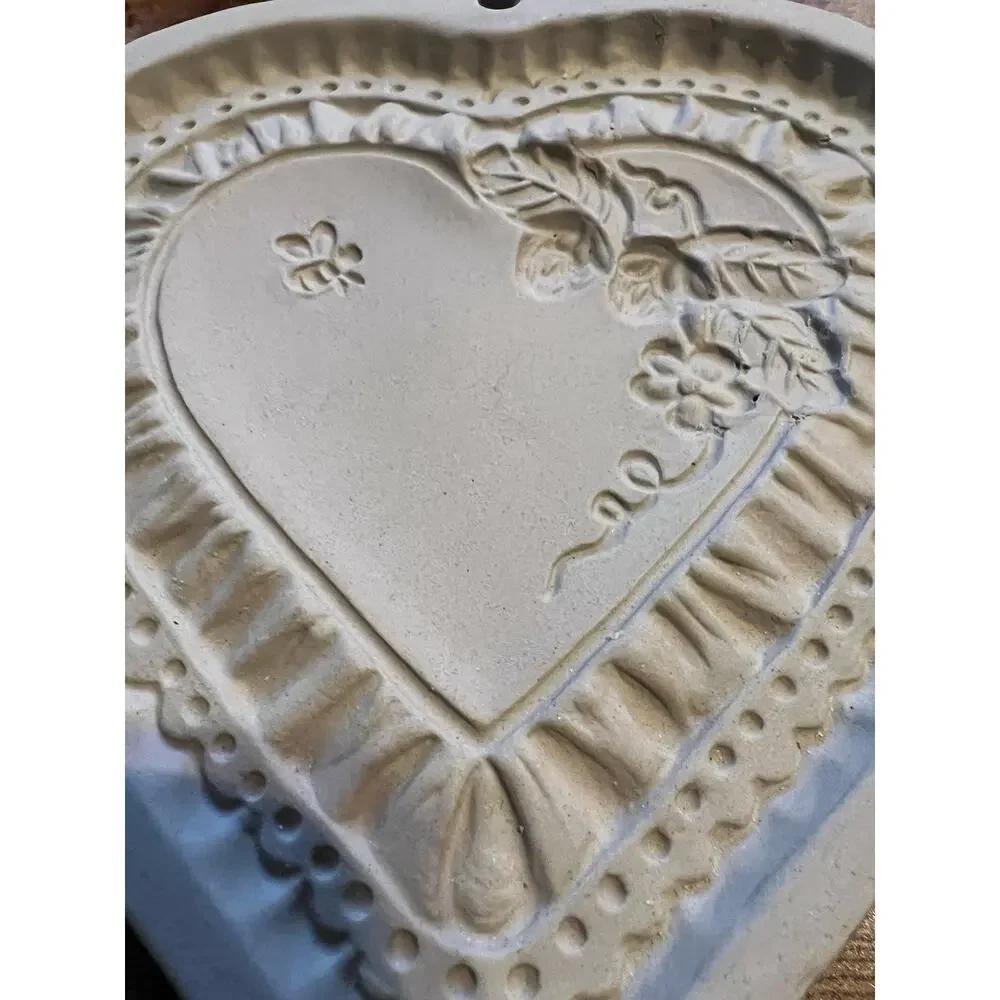 The Cookie Stamp 1990 Hill Design Bee Heart Flowers Brown Bag Cookie Art Press